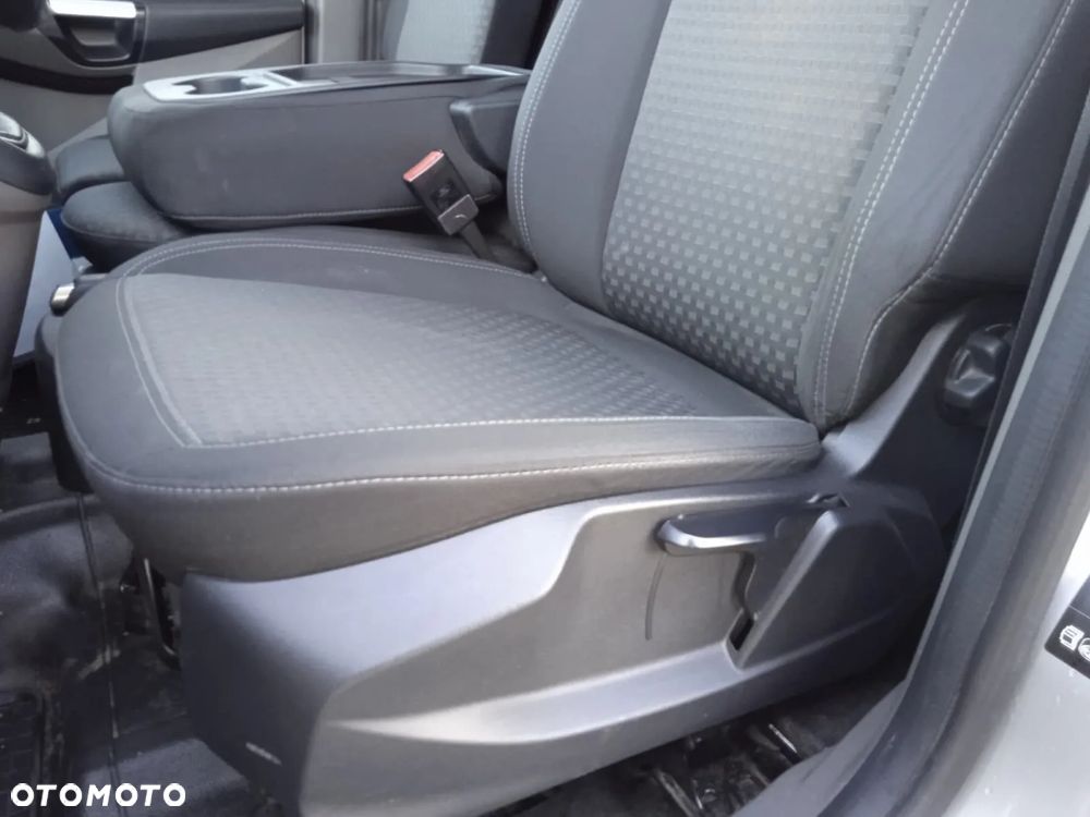 Ford Transit Connect - 32