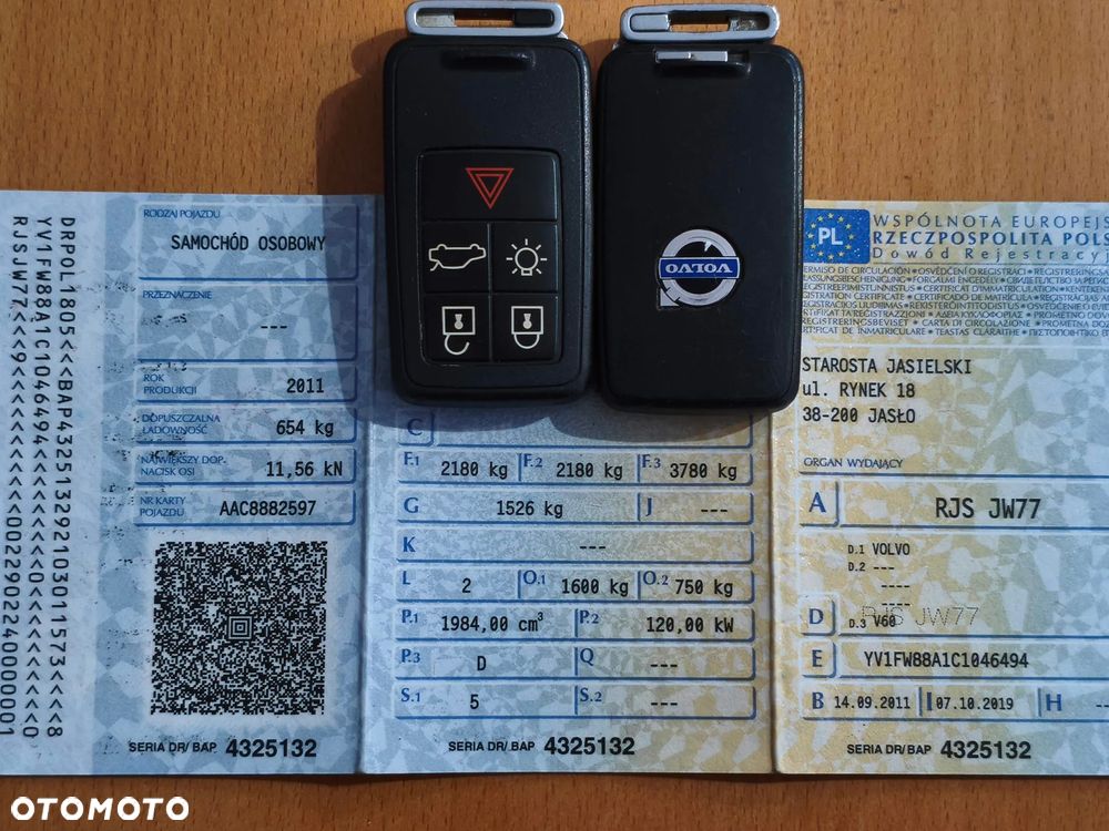 Volvo V60 D3 Summum - 33