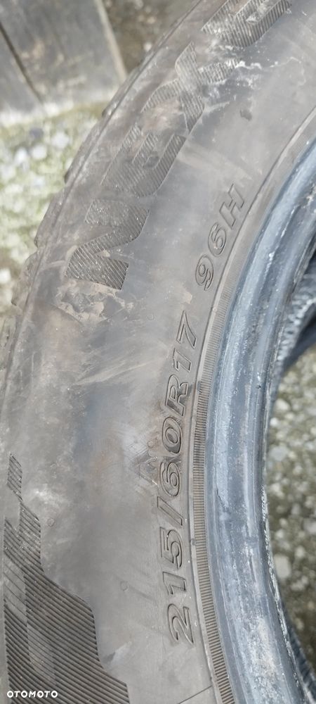 215/60/17 nexen nblue 4 season - 4