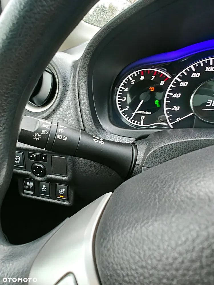 Nissan Note 1.2 Tekna - 28