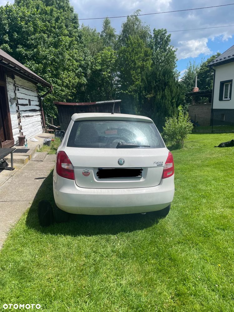 Skoda Fabia 1.2 HTP - 2