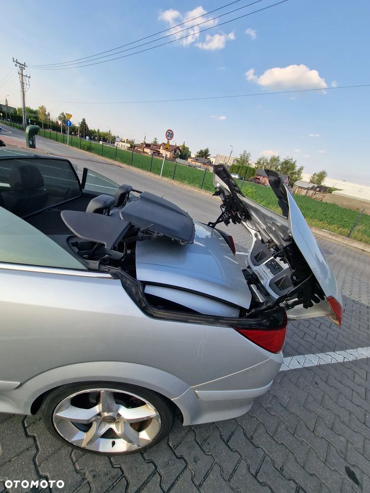 Opel Astra 1.6 Enjoy - 13