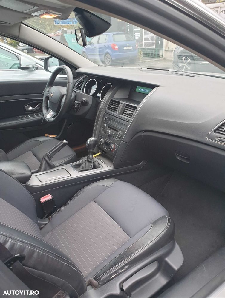 Renault Latitude - 7