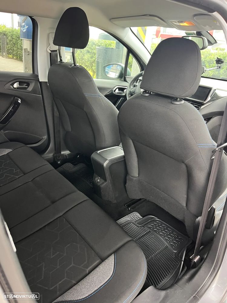 Peugeot 2008 PureTech 82 Style - 10