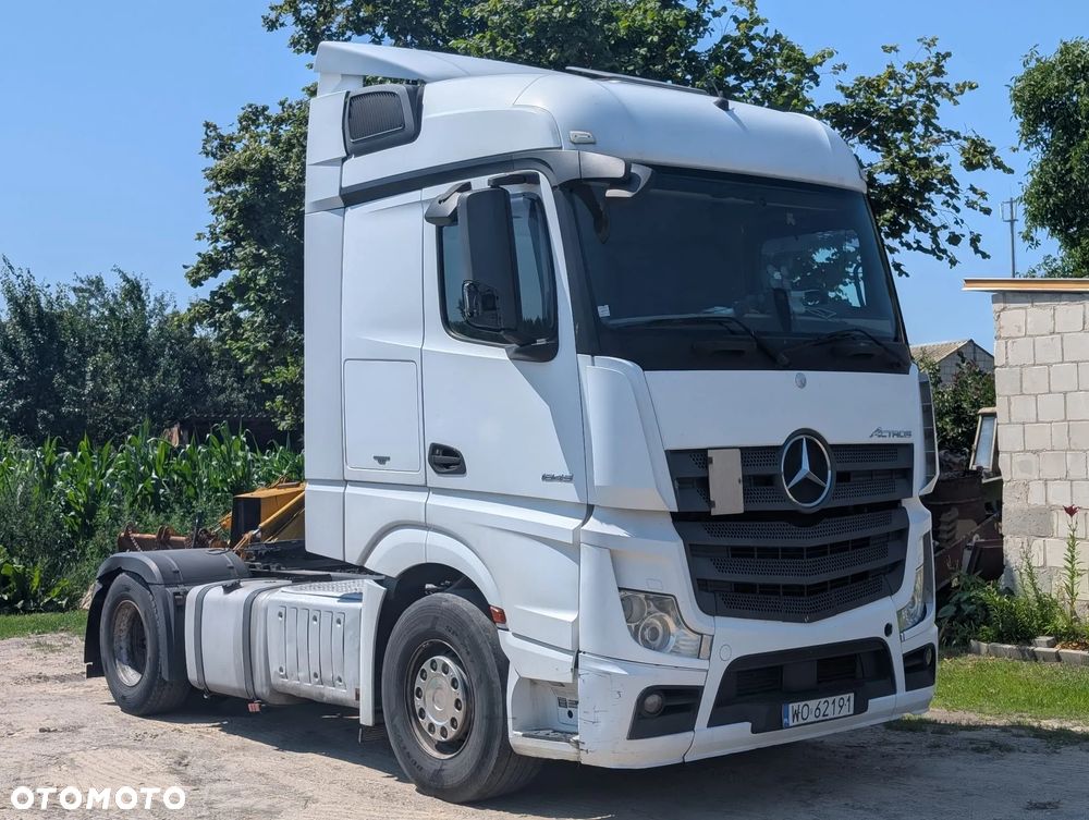 Mercedes-Benz Actros - 2