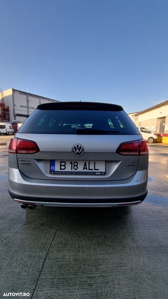 Volkswagen Golf 2.0 TDI DSG 4Motion - 5