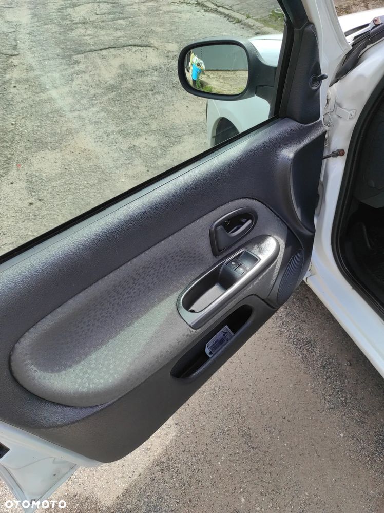 Renault Clio 1.2 Access - 14