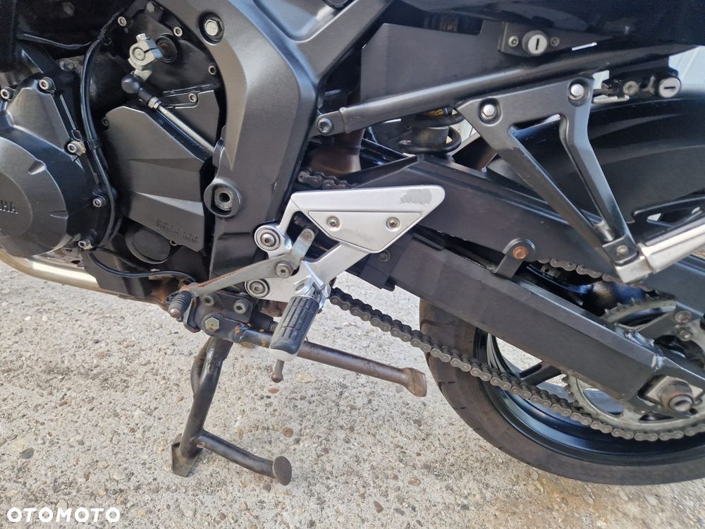 Yamaha FZ6 - 28