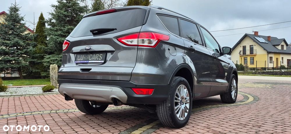 Ford Kuga 2.0 TDCi 2x4 Titanium - 28