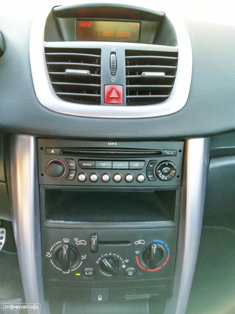 Peugeot 207 CC 1.6 16V - 7