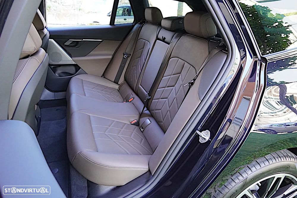 BMW 530 e Pack Desportivo M - 20
