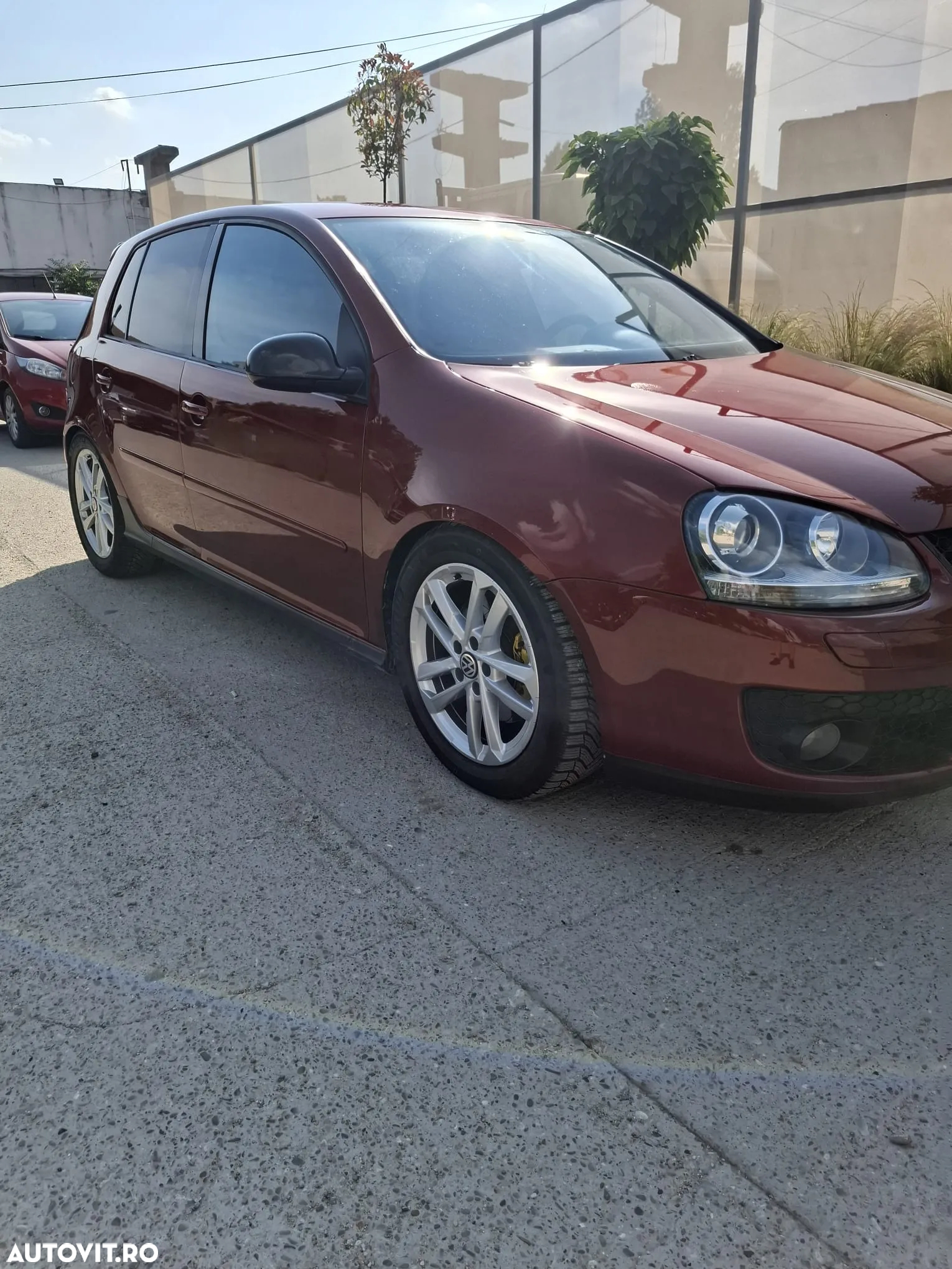 Volkswagen Golf 2.0 FSI GTI - 5