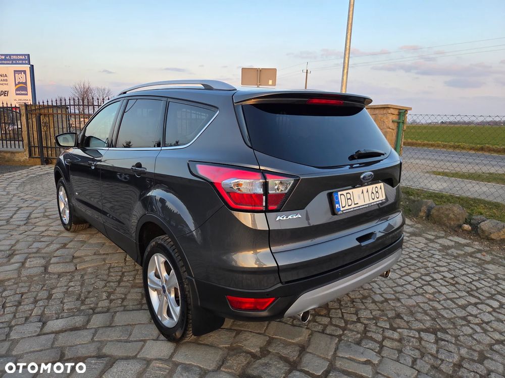 Ford Kuga 2.0 TDCi 4WD Titanium - 4