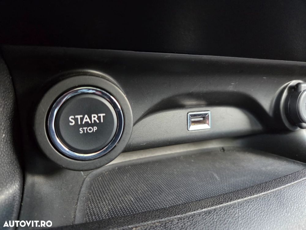 Citroën C4 Cactus 1.2 PureTech S&S BVM6 Shine - 15