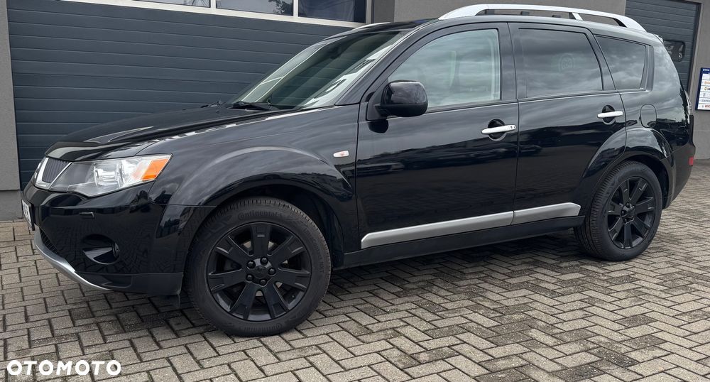Mitsubishi Outlander - 8
