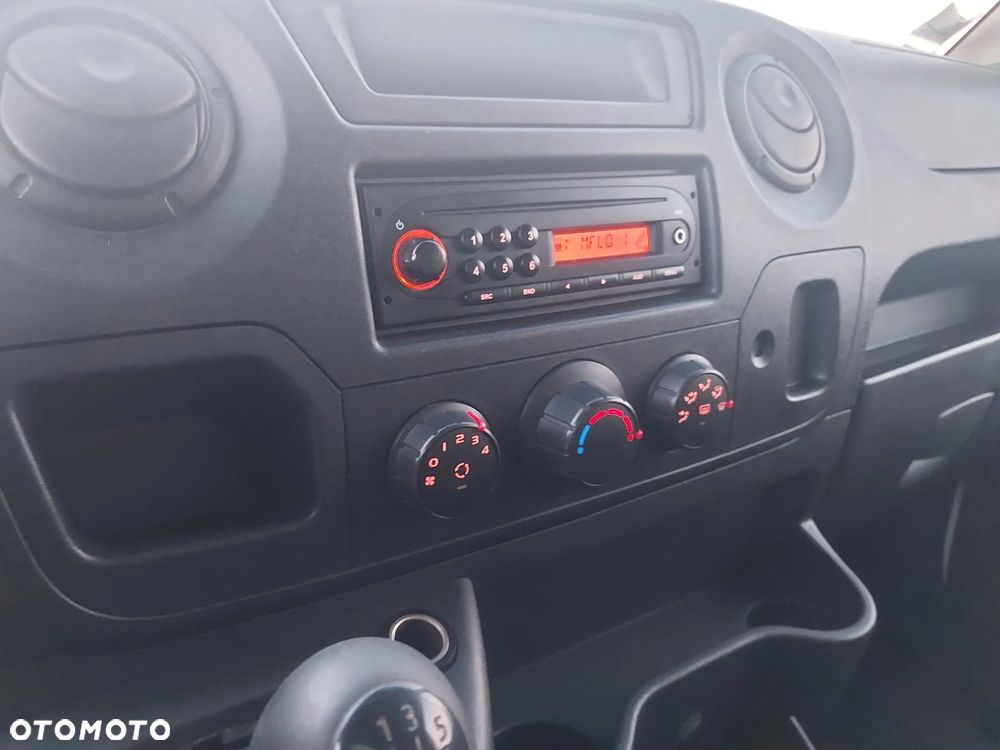 Renault Master - 18