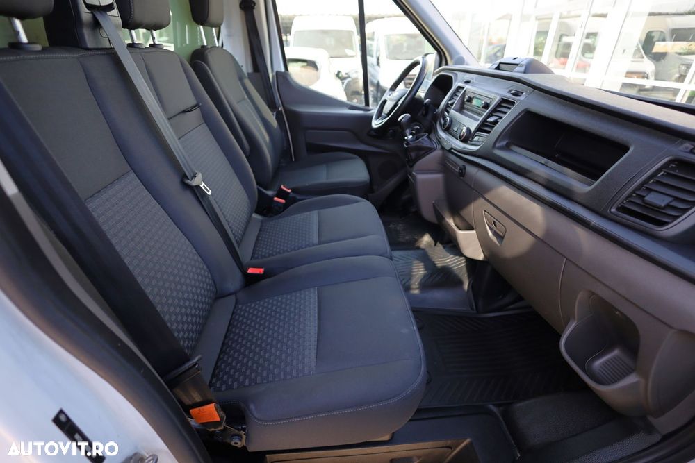 Ford Transit - 13