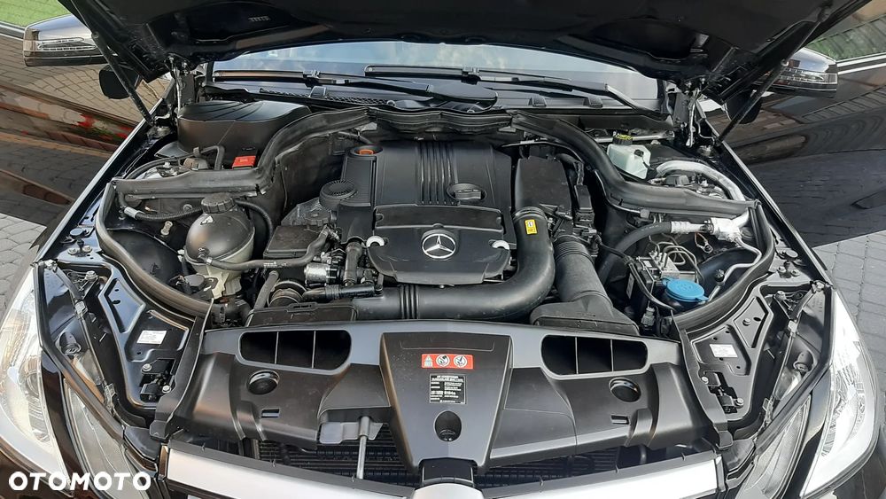 Mercedes-Benz Klasa E 200 BlueEFFICIENCY 7G-TRONIC Avantgarde - 36