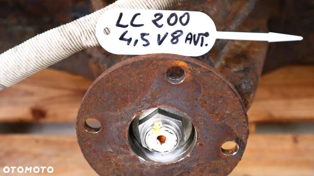 TOYOTA LAND CRUISER 200 4.5 V8 08- DYFER MOST TYŁ - 11