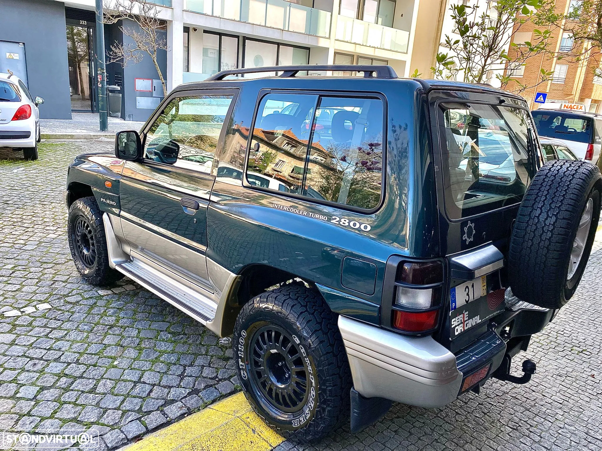 Mitsubishi Pajero 2.8 TD GLS - 12