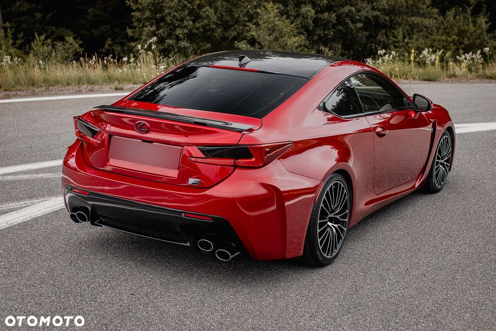 Lexus RC F Carbon - 4