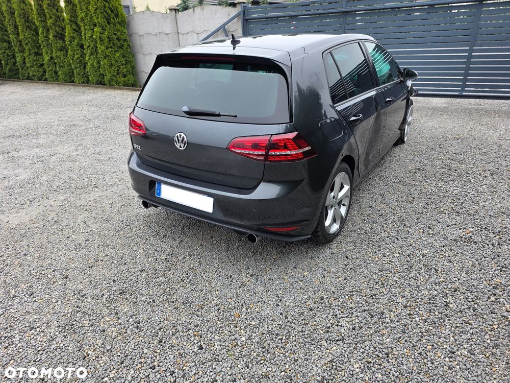 Volkswagen Golf GTI BlueMotion Technology - 3