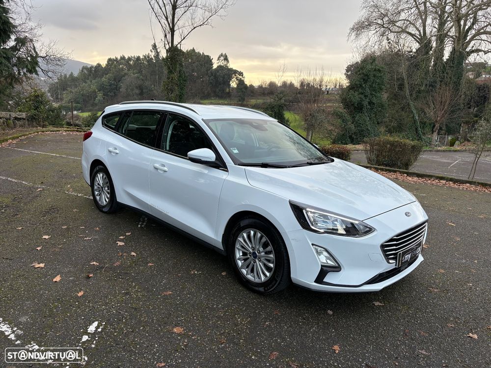 Ford Focus SW 1.5 TDCi EcoBlue Active - 4