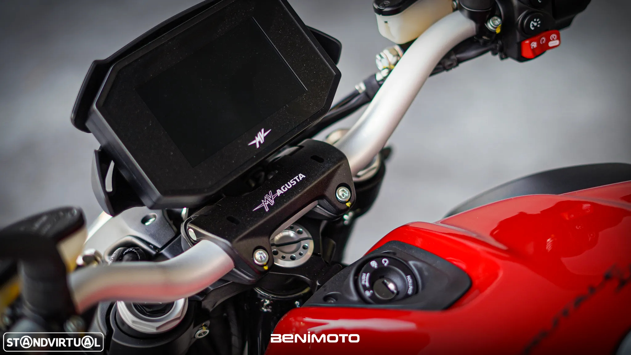 MV Agusta Brutale R - 10