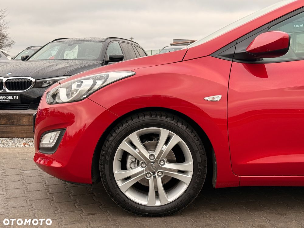 Hyundai i30 1.4 Passion - 33