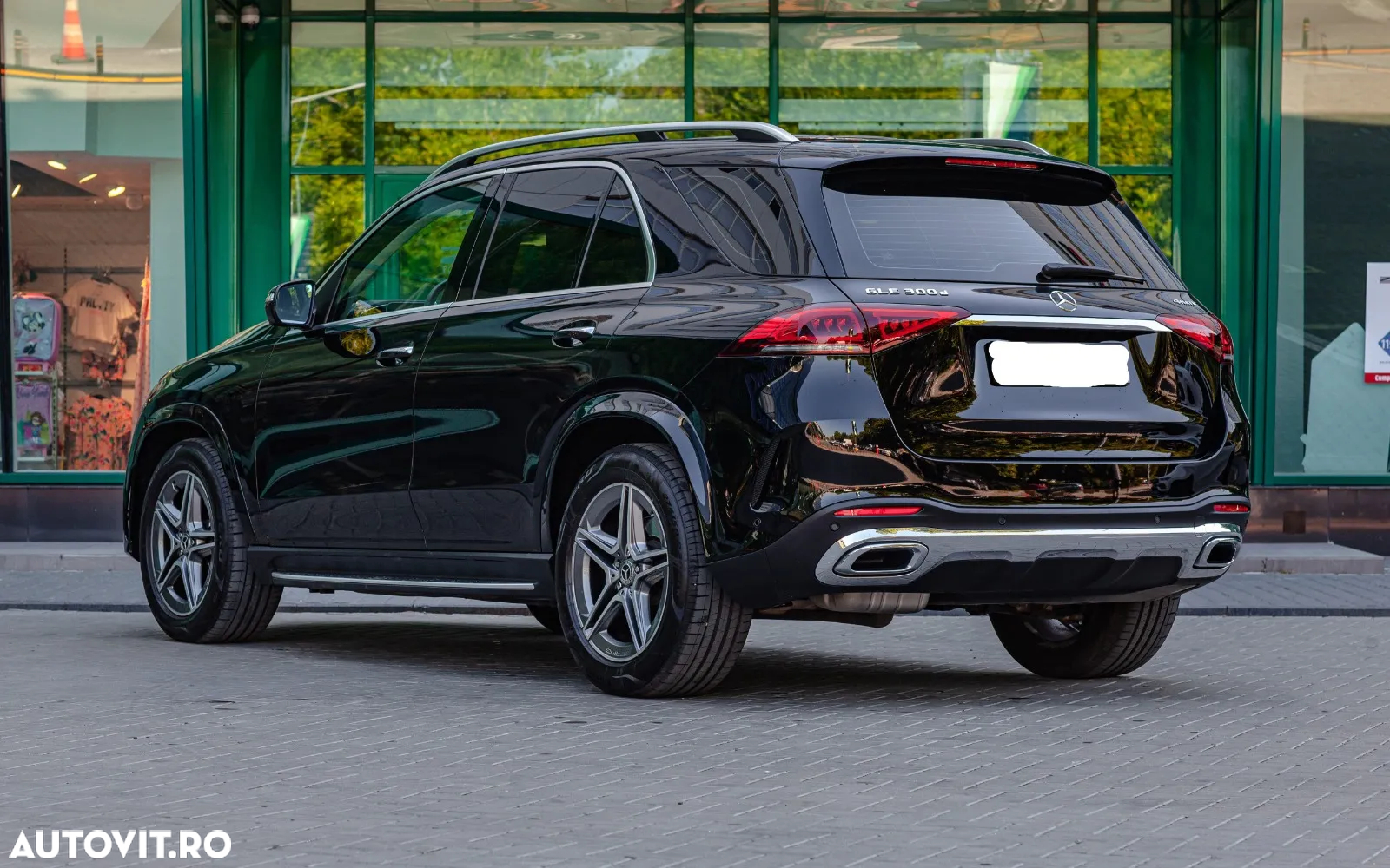 Mercedes-Benz GLE 300 d 4MATIC - 2