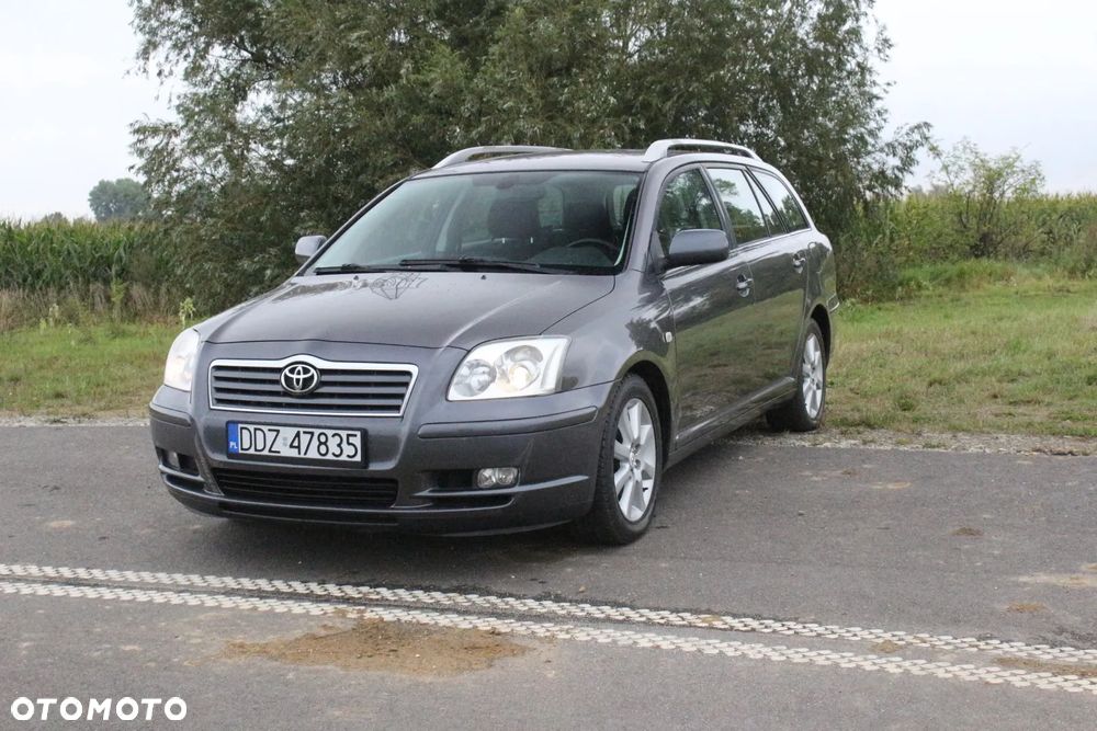 Toyota Avensis 2.0 D-4D Combi - 2