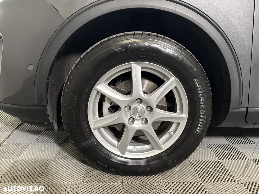 Ford Kuga - 14