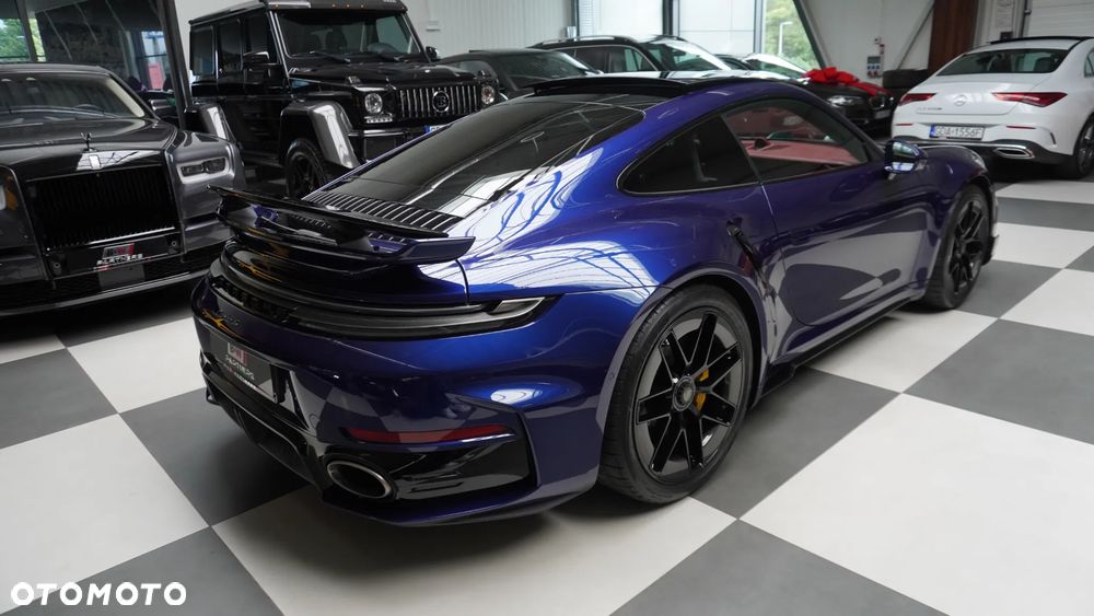 Porsche 911 Turbo S - 12