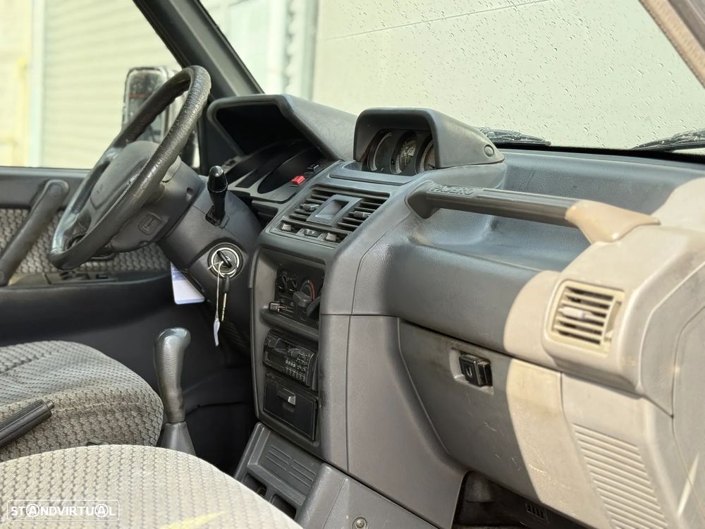 Mitsubishi Pajero 2.8 TD GLS ABS - 13