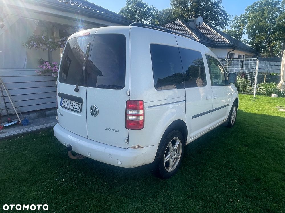 Volkswagen Caddy Comfortline DSG - 7