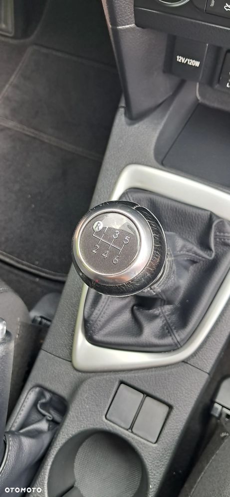 Toyota Auris 1.6 Premium Start - 11