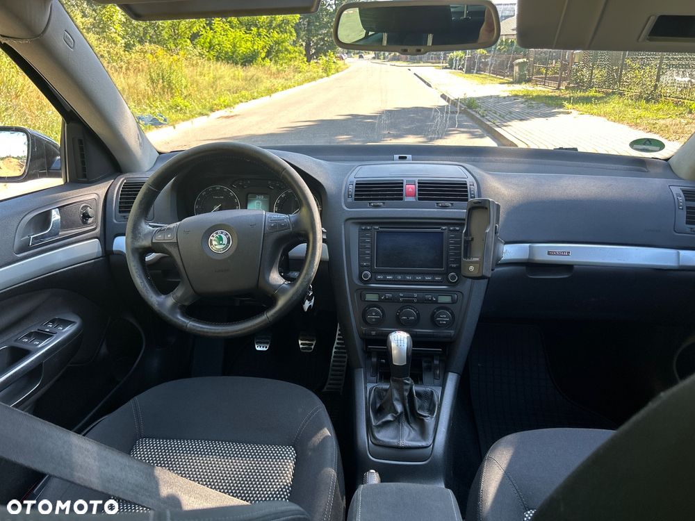 Skoda Octavia 2.0 TDI DPF Scout 4x4 - 6