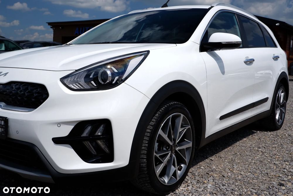 Kia Niro 1.6 GDI Hybrid L Business Line - 35