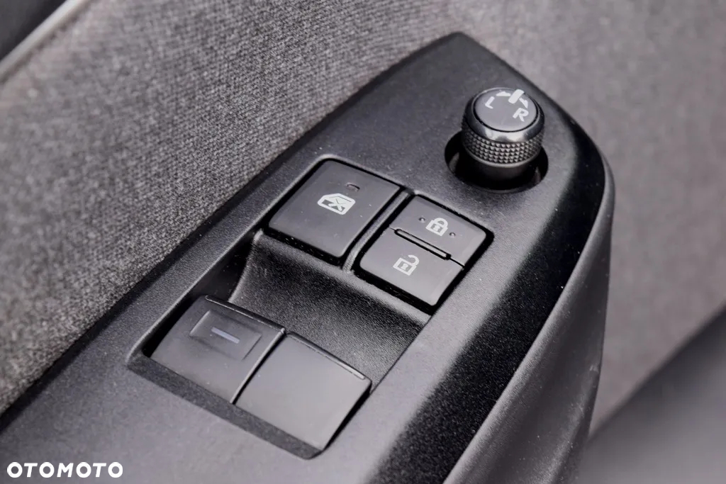 Toyota Yaris 1.5 Comfort - 17