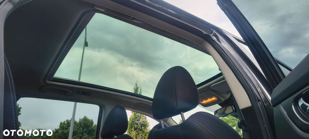 Nissan Qashqai 1.2 DIG-T N-Connecta Xtronic - 16