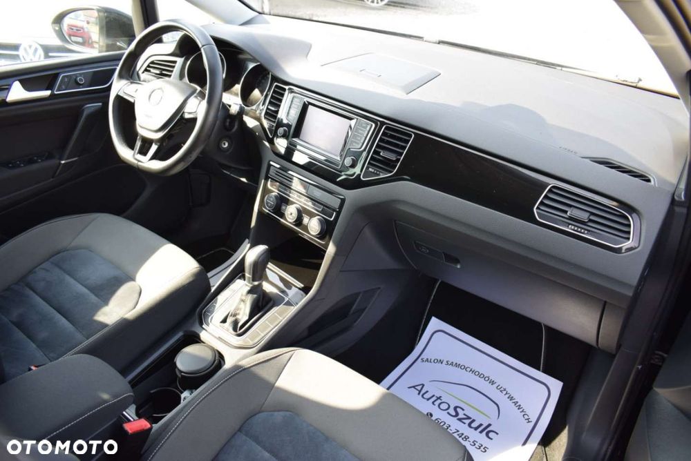 Volkswagen Golf Sportsvan - 23