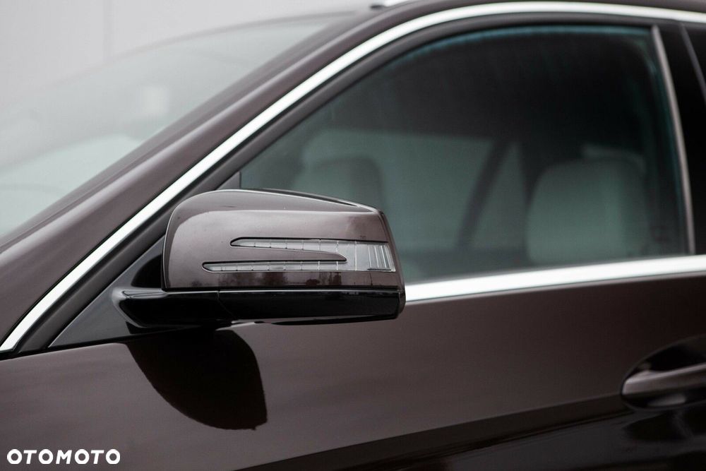Mercedes-Benz Klasa E - 15