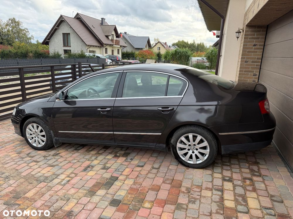 Volkswagen Passat 2008 photo 2