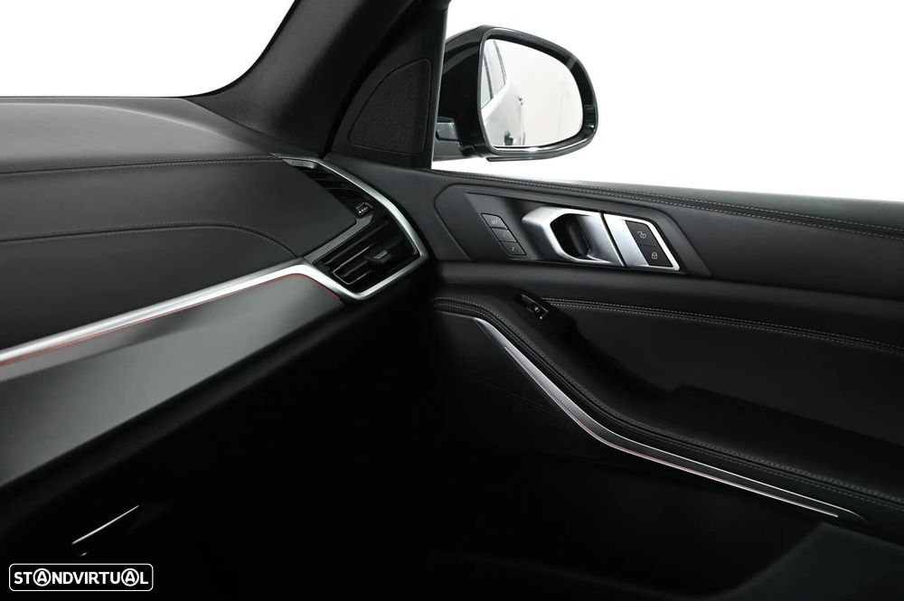 BMW X5 30 d xDrive Pack M - 28