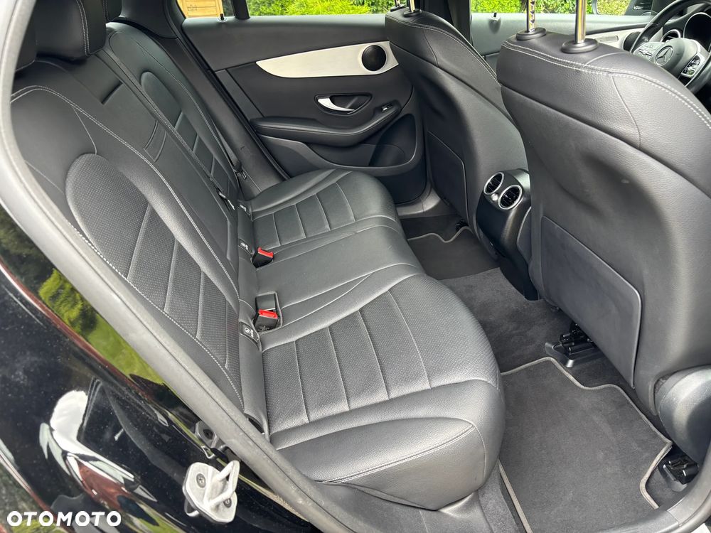 Mercedes-Benz GLC - 18
