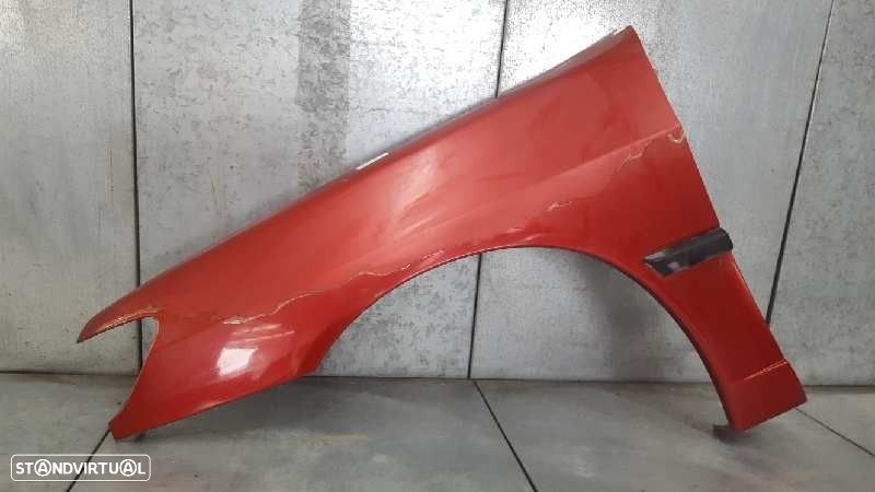 GUARDA-LAMAS FRONTAL ESQUERDO PEUGEOT 306 1995 -7840E1 - 1