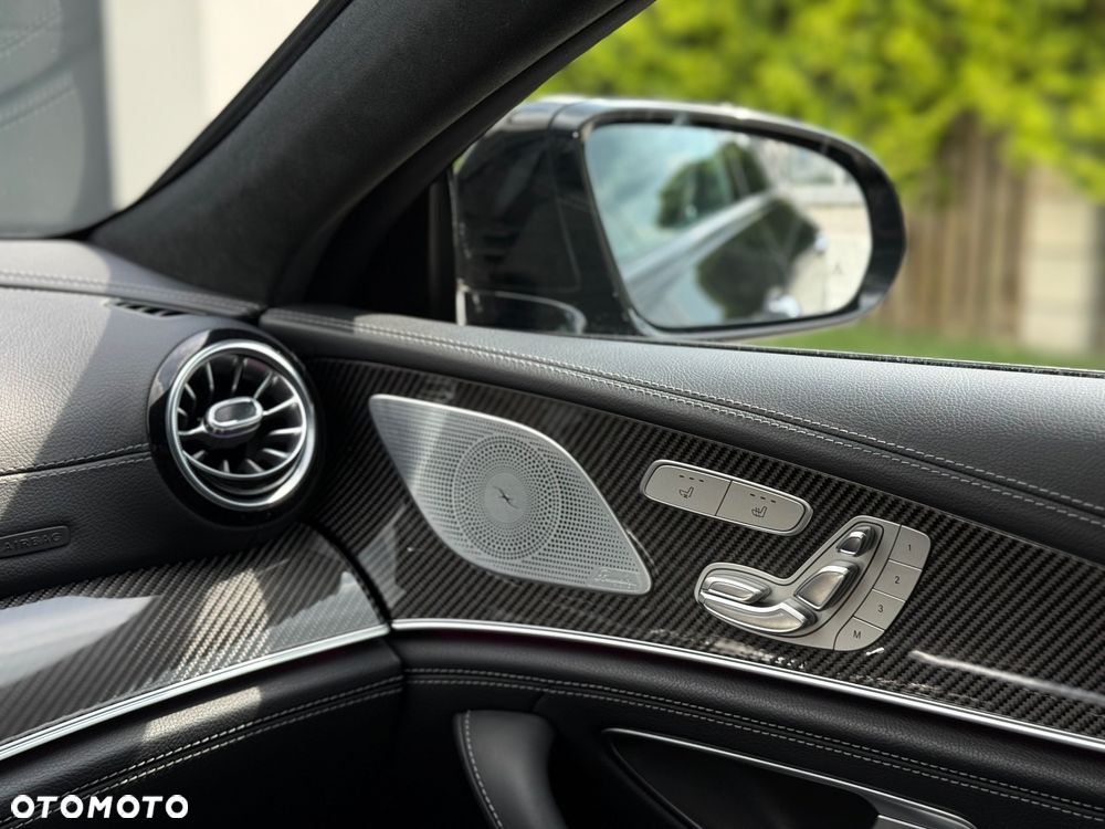 Mercedes-Benz AMG GT 53 4Matic+ Coupe Speedshift TCT 9G - 17