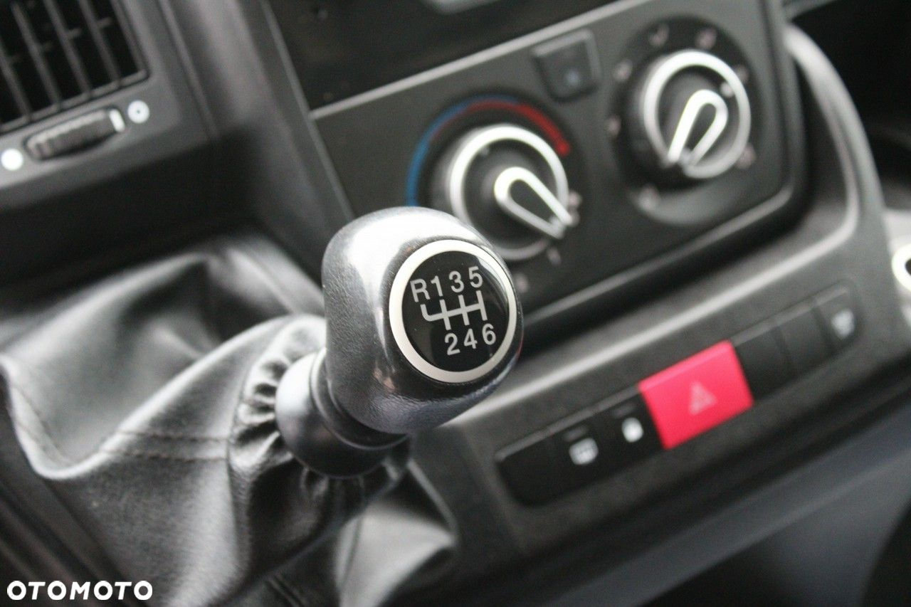 Peugeot Boxer - 21