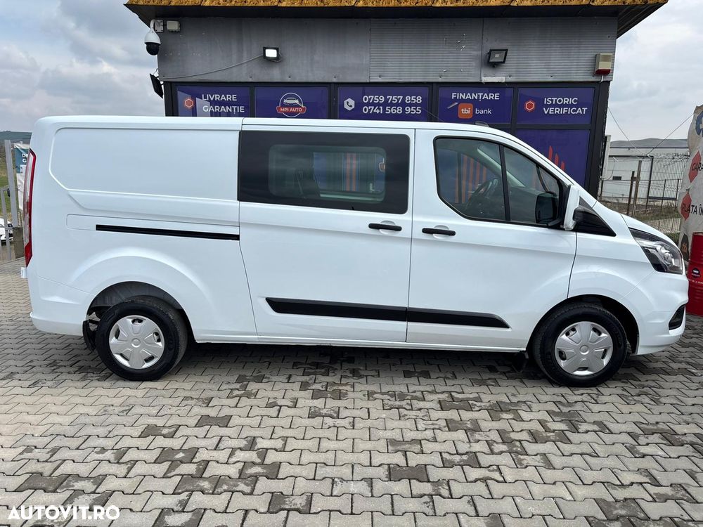 Ford TRANSIT CUSTOM - 9