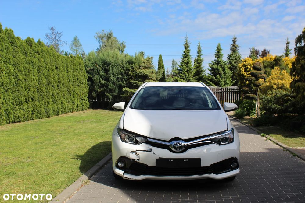 Toyota Auris 1.33 Dual-VVT-i Life Plus - 2